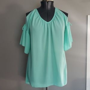 Lilypad boutique open shoulder 3/4 sleeve top S